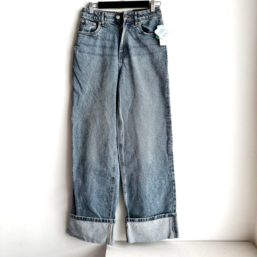 Twik High Rise Fitted Hips Wide Leg Light Wash Jeans 27 - Picture 1 of 2